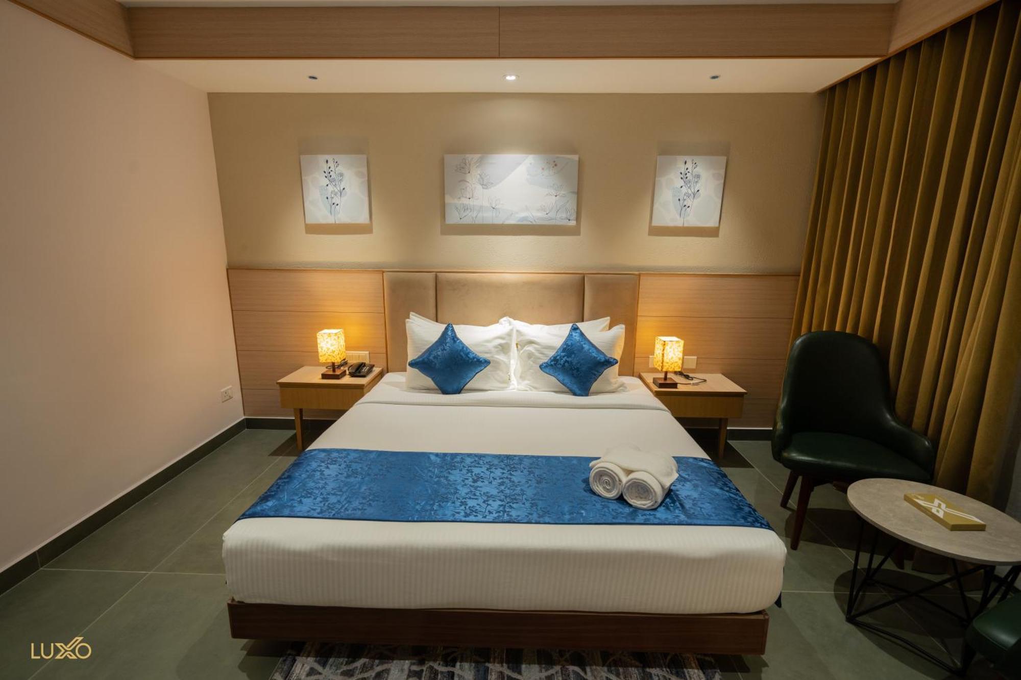 Luxo Kochi Hotel Luaran gambar