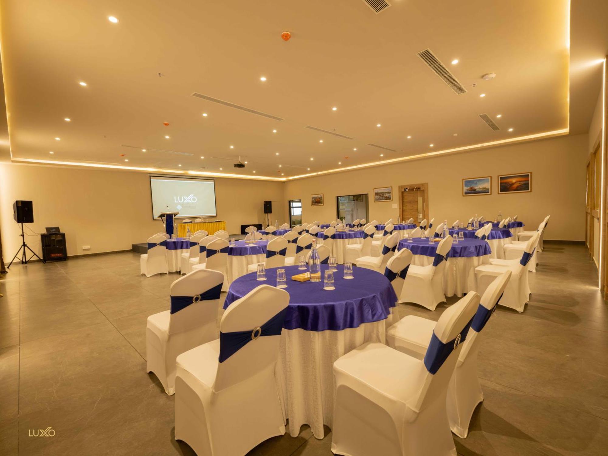 Luxo Kochi Hotel Luaran gambar