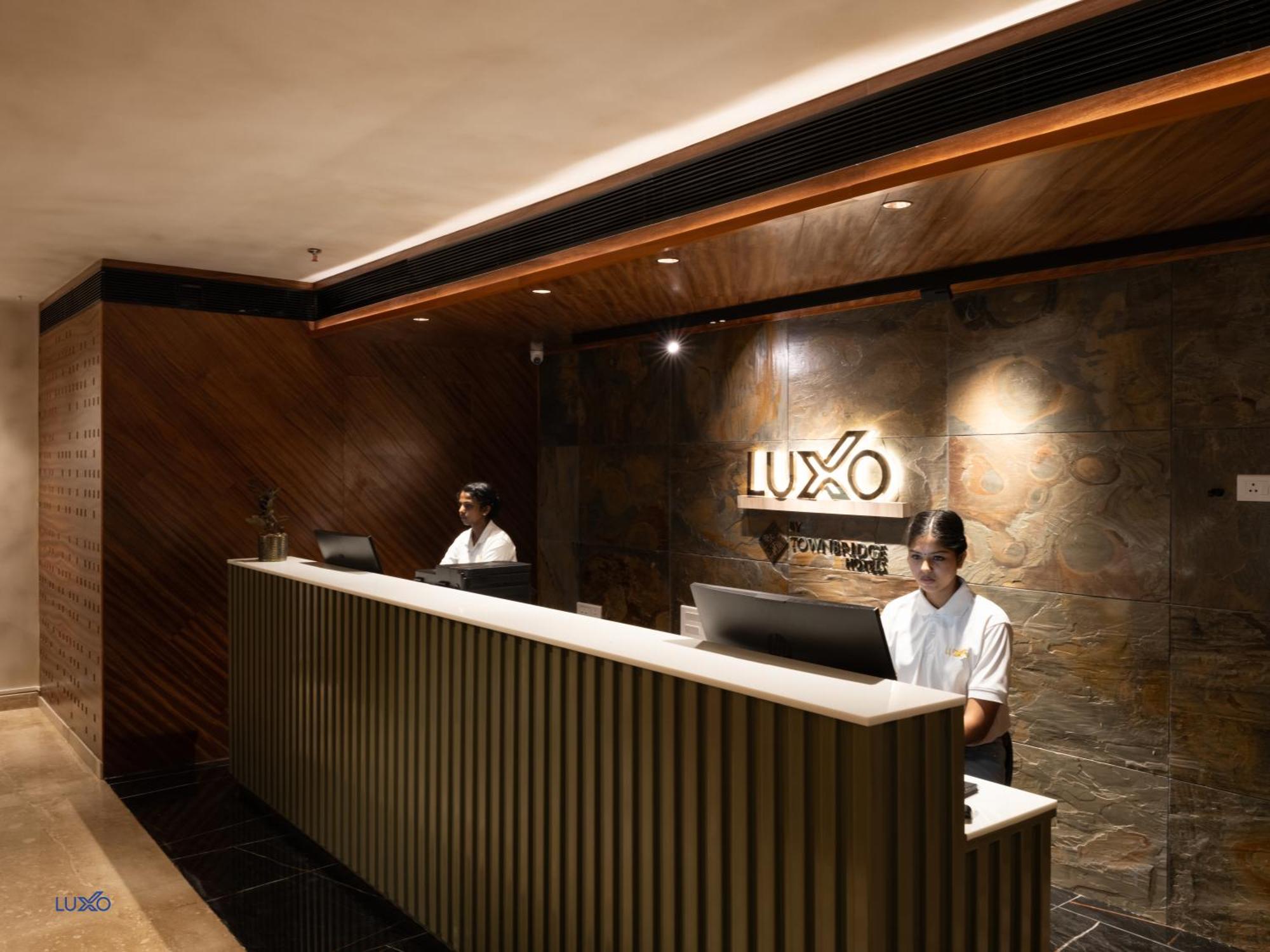 Luxo Kochi Hotel Luaran gambar