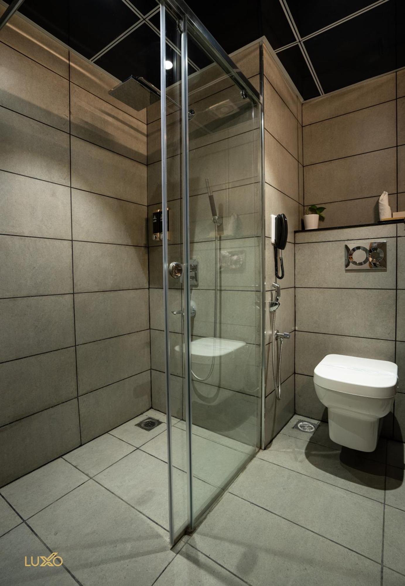 Luxo Kochi Hotel Luaran gambar